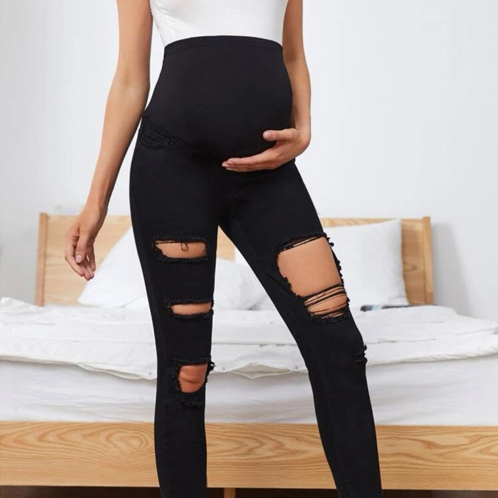 Ripped black maternity skinny jeans